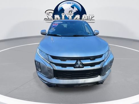 Used 2024 Mitsubishi Outlander Sport 2.0 SE image 3