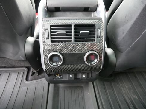 Used 2020 Land Rover Range Rover Sport SVR image 18