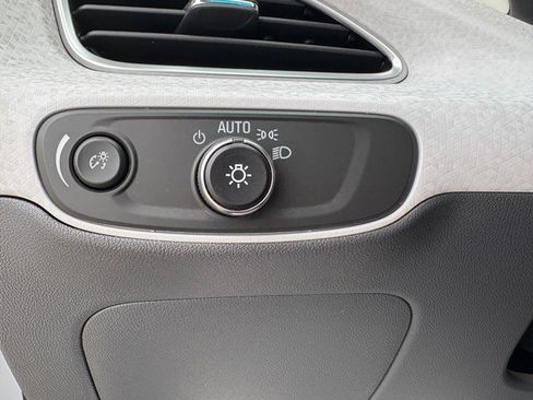 Used 2019 Chevrolet Bolt LT image 24