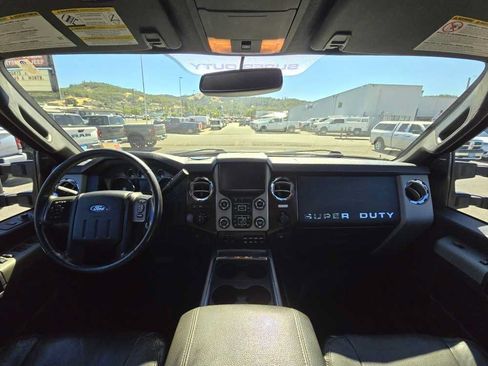 Used 2015 Ford F250 Lariat w/ FX4 Off-Road Package AWD/4WD image 15