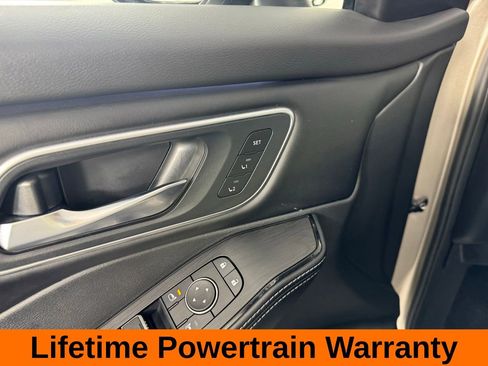 Used 2025 Nissan Rogue Platinum AWD/4WD image 10