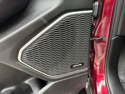 Used 2024 Jeep Grand Cherokee Limited 4xe image 15