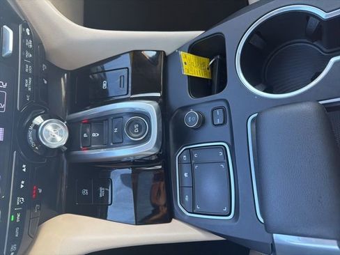 Used 2023 Acura MDX SH-AWD image 14