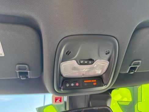 Used 2022 Chevrolet TrailBlazer RS image 23