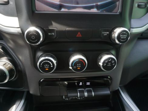 Used 2020 RAM 1500 Big Horn AWD/4WD image 20
