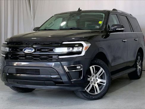 Used 2024 Ford Expedition Limited image 2