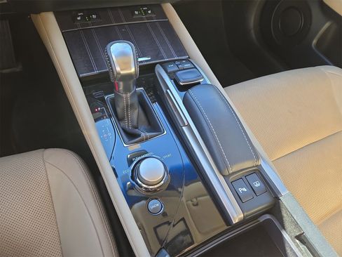 Used 2018 Lexus GS 350 AWD image 22