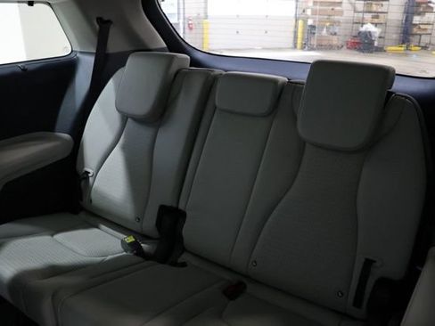 Used 2025 Kia Carnival SX Prestige FWD image 34