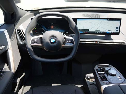 New 2026 BMW iX xDrive45 w/ Premium Package AWD/4WD image 8