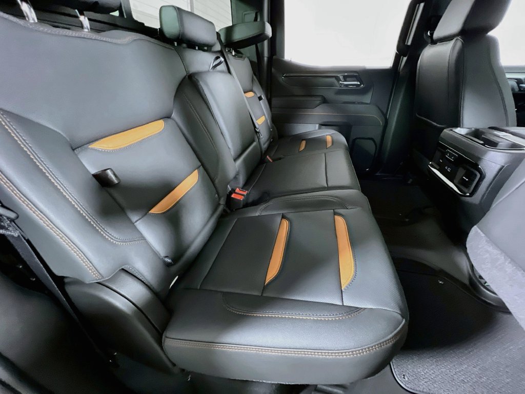 New 2026 GMC Sierra 1500 AT4 w/ AT4 Premium Package AWD/4WD image 20