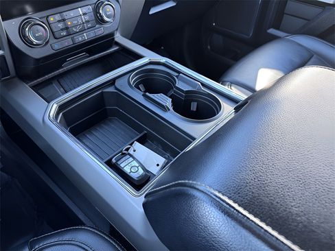 Used 2021 Ford F350 Lariat w/ Lariat Ultimate Package image 40