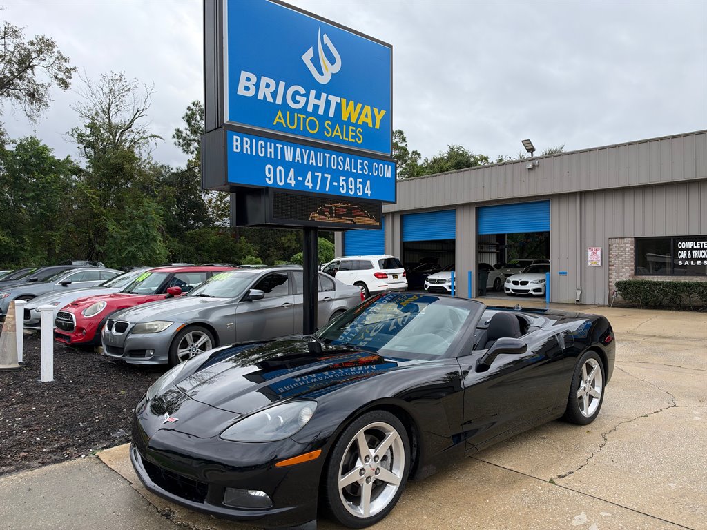 Used 2005 Chevrolet Corvette Convertible w/ Preferred Equipment Group RWD image 1