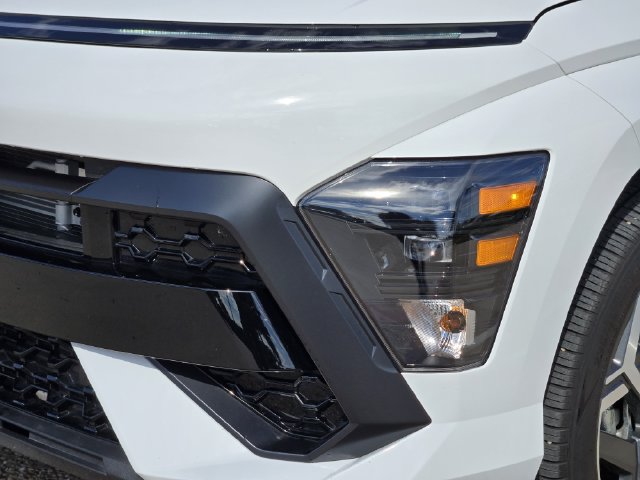 Certified 2025 Hyundai Kona N Line S FWD image 5