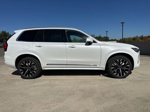 New 2026 Volvo XC90 B6 Plus w/ Protection Package Premier image 8