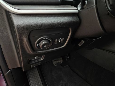 New 2026 Jeep Grand Cherokee Limited w/ Limited Altitude Package RWD image 15