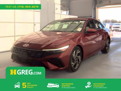 Used 2025 Hyundai Elantra SEL