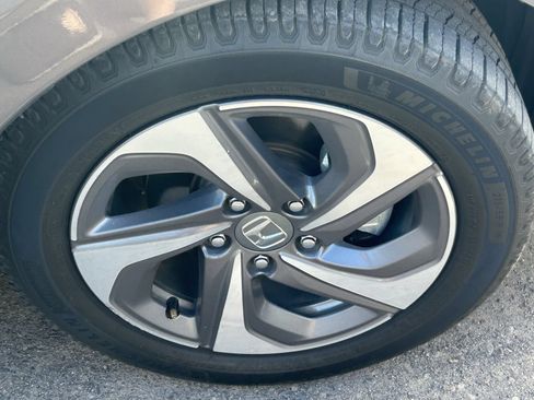 Used 2019 Honda Insight EX image 12
