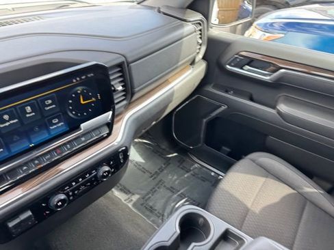 Certified 2025 Chevrolet Silverado 1500 LT image 22
