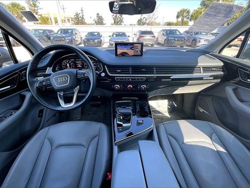 Used 2019 Audi Q7 3.0T Premium Plus image 3