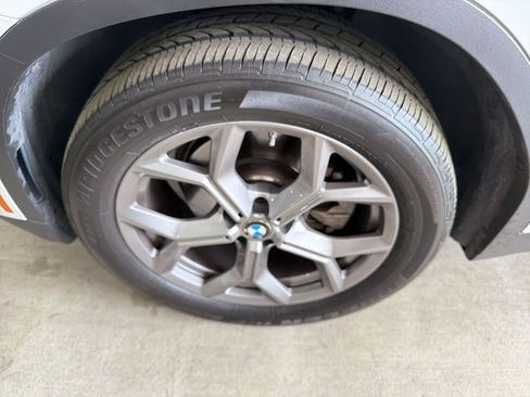 Used 2024 BMW X3 sDrive30i w/ Convenience Package image 9