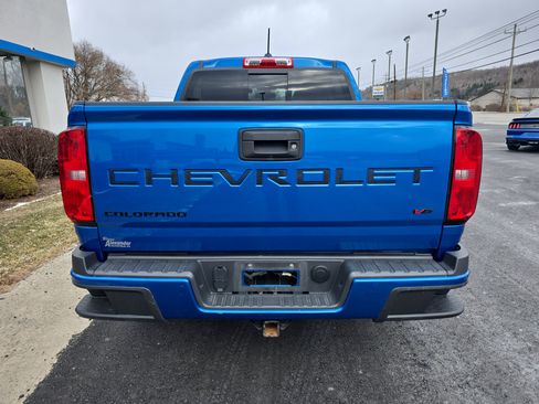 Used 2022 Chevrolet Colorado LT w/ LT Convenience Package image 4