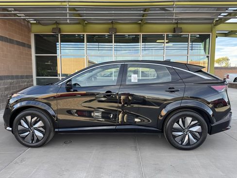 Used 2023 Nissan Ariya FWD image 9