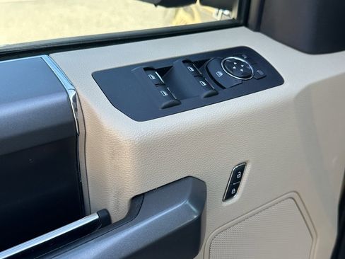 Used 2015 Ford F150 XLT w/ Equipment Group 301A Mid image 17