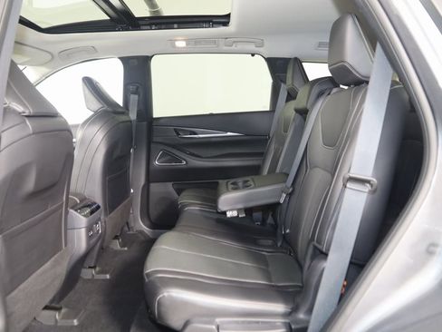 Used 2022 INFINITI QX60 Sensory w/ Cargo Package image 48