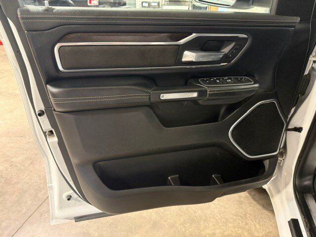 Used 2022 RAM 1500 Laramie w/ Off Road Group AWD/4WD image 42
