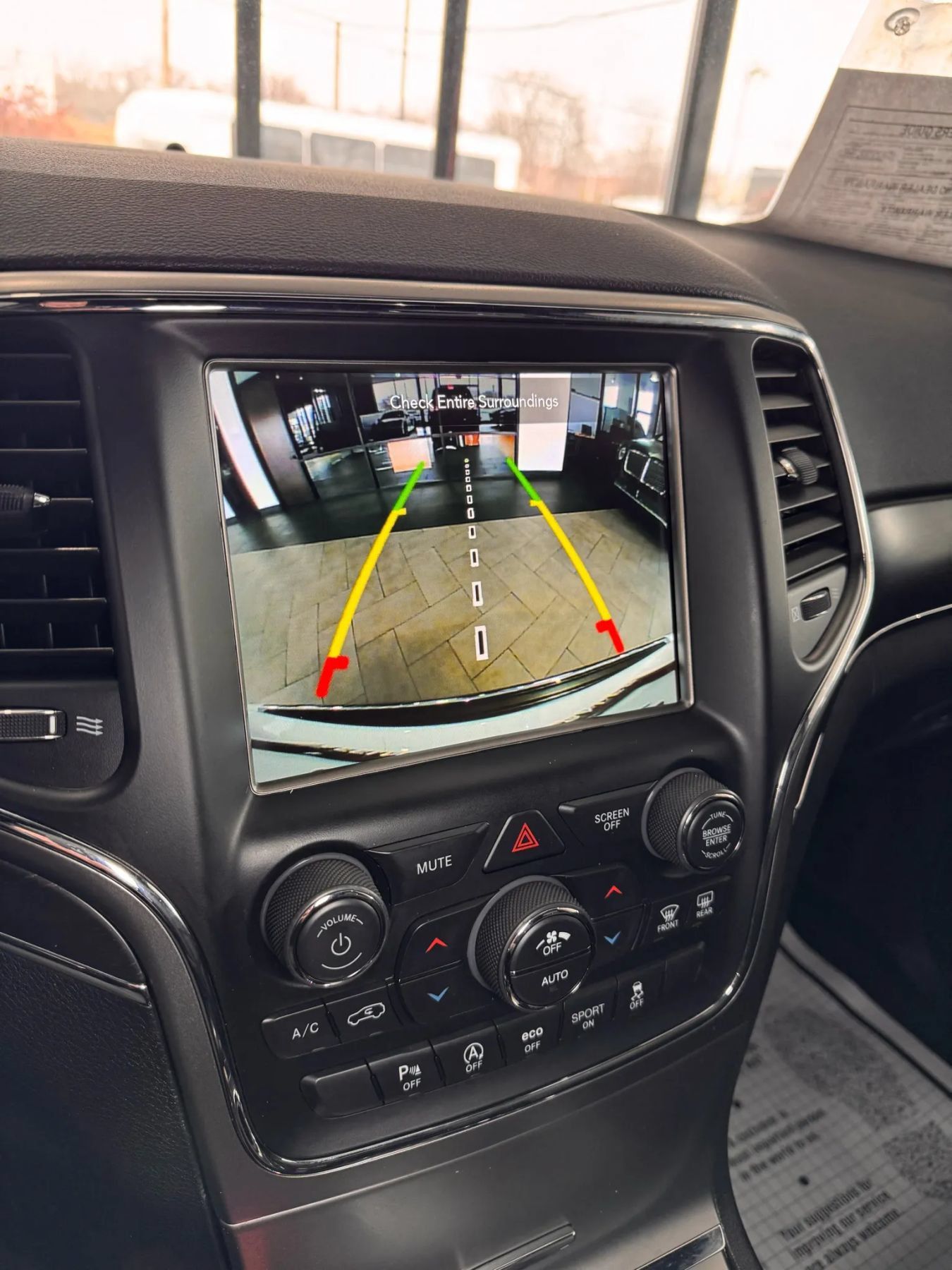 Used 2018 Jeep Grand Cherokee Limited AWD/4WD image 28