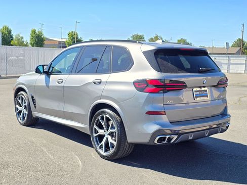 Used 2025 BMW X5 M60i AWD/4WD image 4