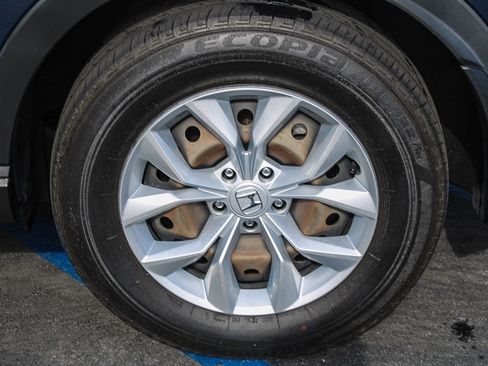 Used 2023 Honda CR-V LX image 12