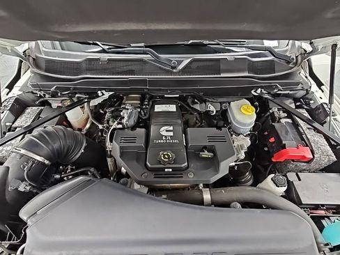 Used 2020 RAM 2500 Laramie image 42