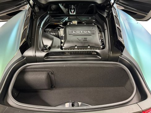 Used 2025 Lotus Emira RWD image 19