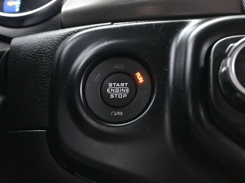 Used 2021 Jeep Wrangler Unlimited Rubicon 4xe w/ Cold Weather Group AWD/4WD image 23
