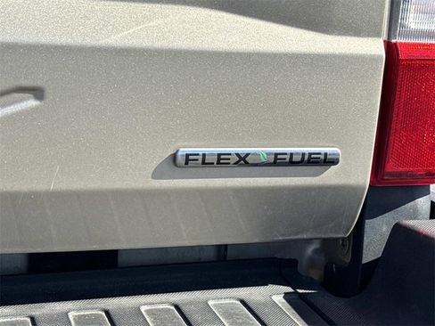 Used 2017 Ford F250 Lariat w/ Chrome Package image 17