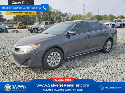 Used 2014 Toyota Camry LE