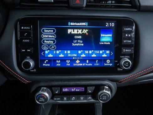 New 2025 Nissan Versa SR w/ Trunk Package FWD image 13