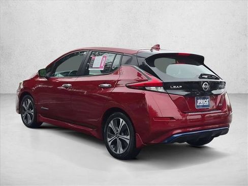 Used 2018 Nissan Leaf SV w/ SV Technology Package FWD image 8