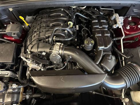 Used 2019 Jeep Grand Cherokee Limited X image 70