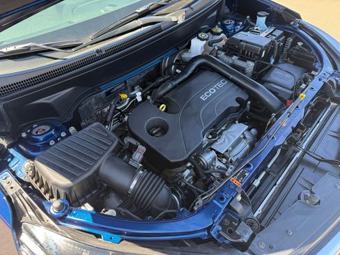 Used 2022 Chevrolet Equinox LT FWD image 39