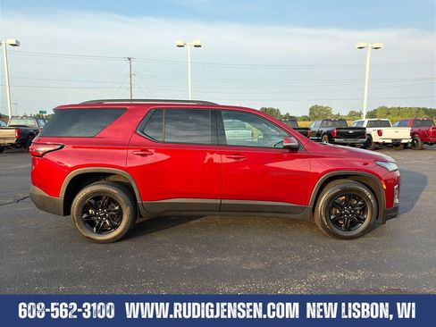 Used 2023 Chevrolet Traverse LT w/ Midnight/Sport Edition AWD/4WD image 6