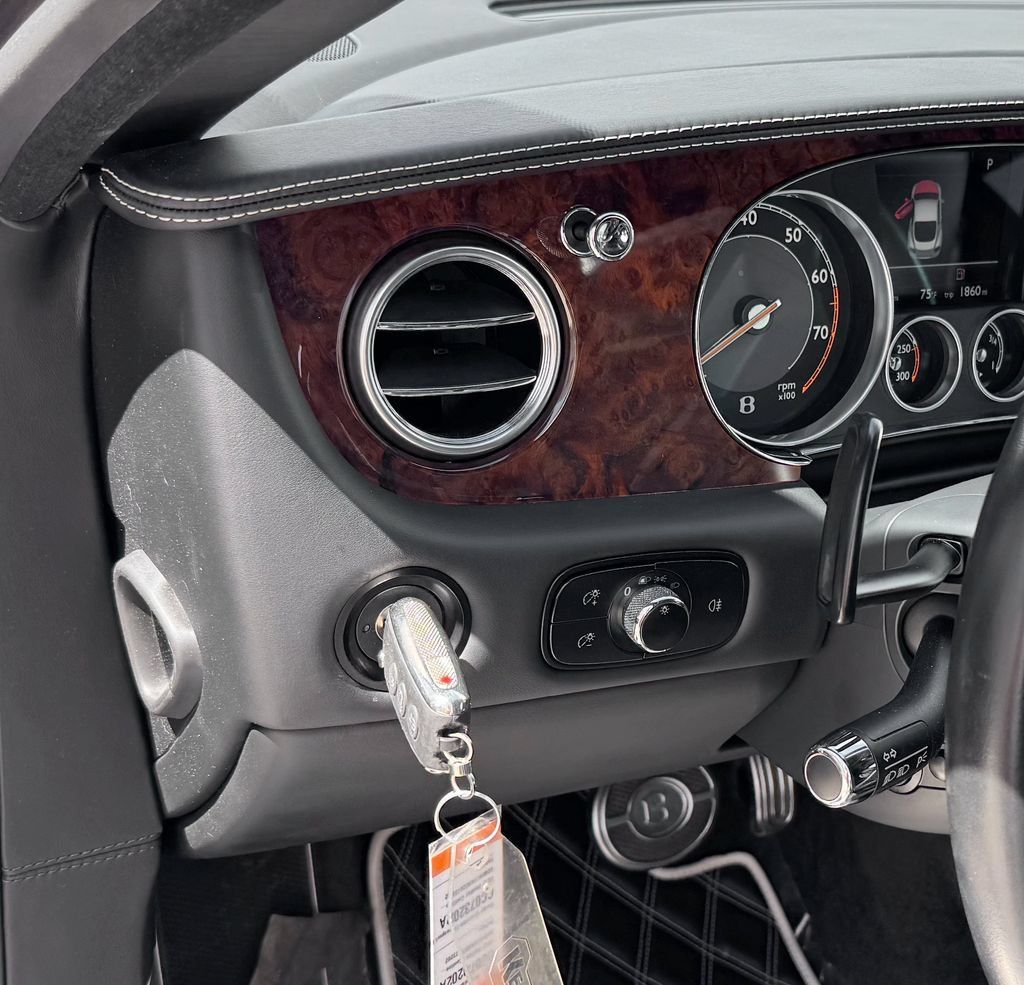 Used 2012 Bentley Continental GT AWD/4WD image 14