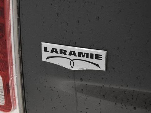 Certified 2017 RAM 1500 Laramie w/ Convenience Group image 19