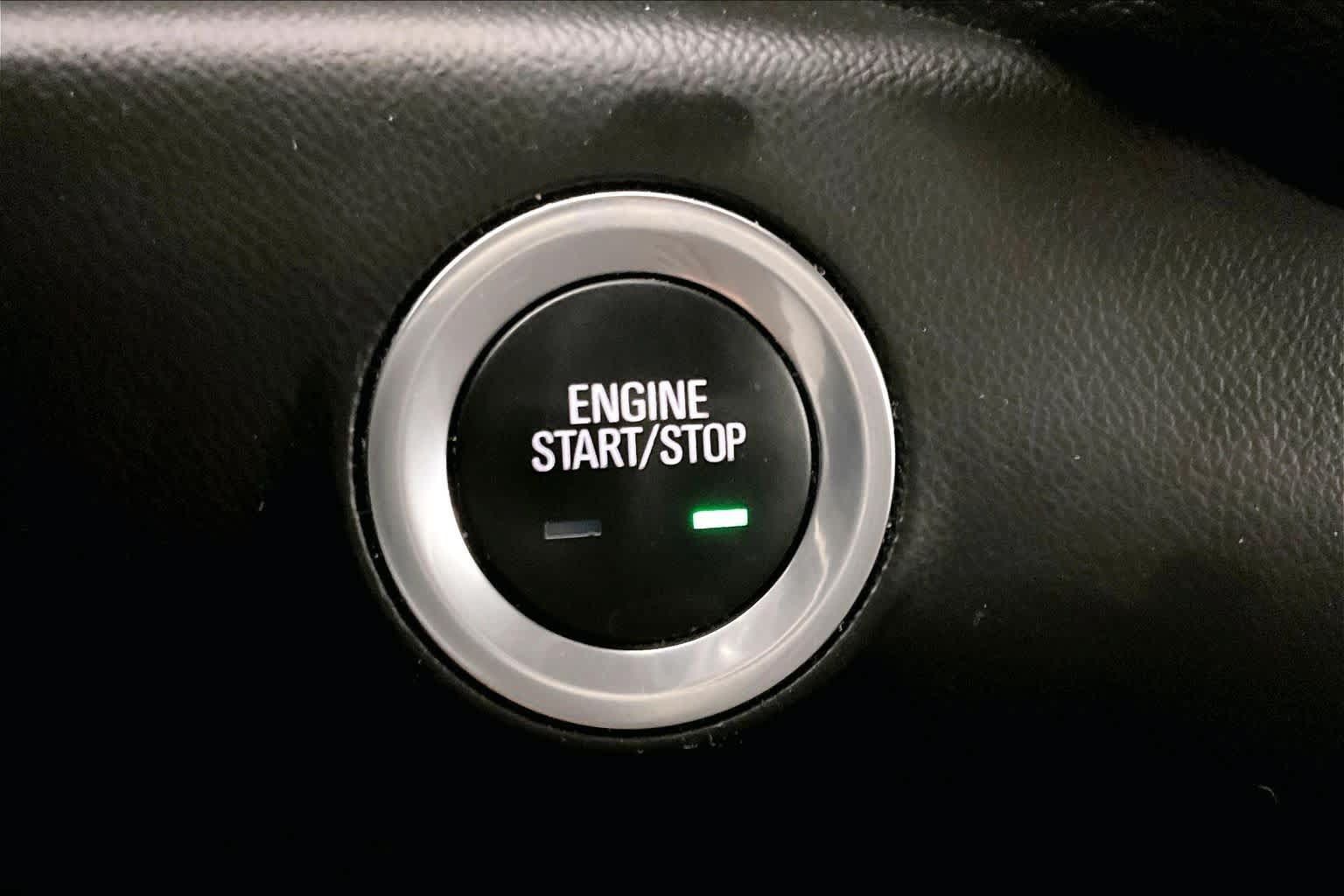 Used 2020 GMC Terrain SLE w/ Driver Convenience Package FWD image 31
