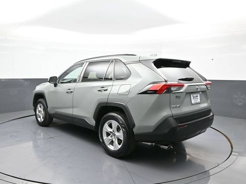 Certified 2020 Toyota RAV4 XLE w/ Convenience Package AWD/4WD image 8