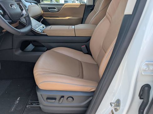 Used 2026 INFINITI QX80 Luxe w/ Cargo Package AWD/4WD image 12