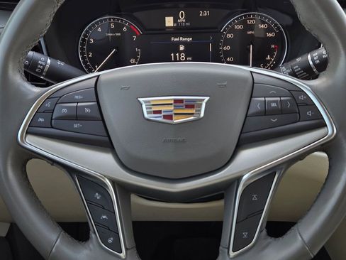 Certified 2023 Cadillac XT5 Premium Luxury image 17