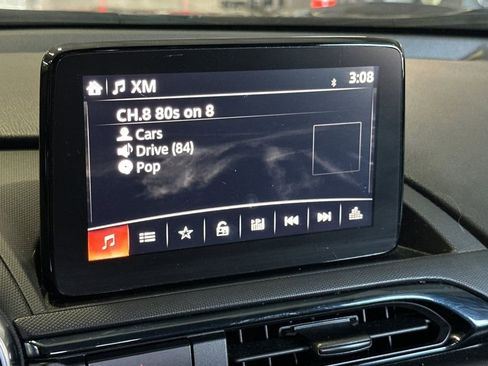 Used 2018 MAZDA MX-5 Miata RF Grand Touring image 16