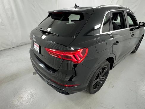 Used 2020 Audi Q3 2.0T Premium w/ Convenience Package AWD/4WD image 3